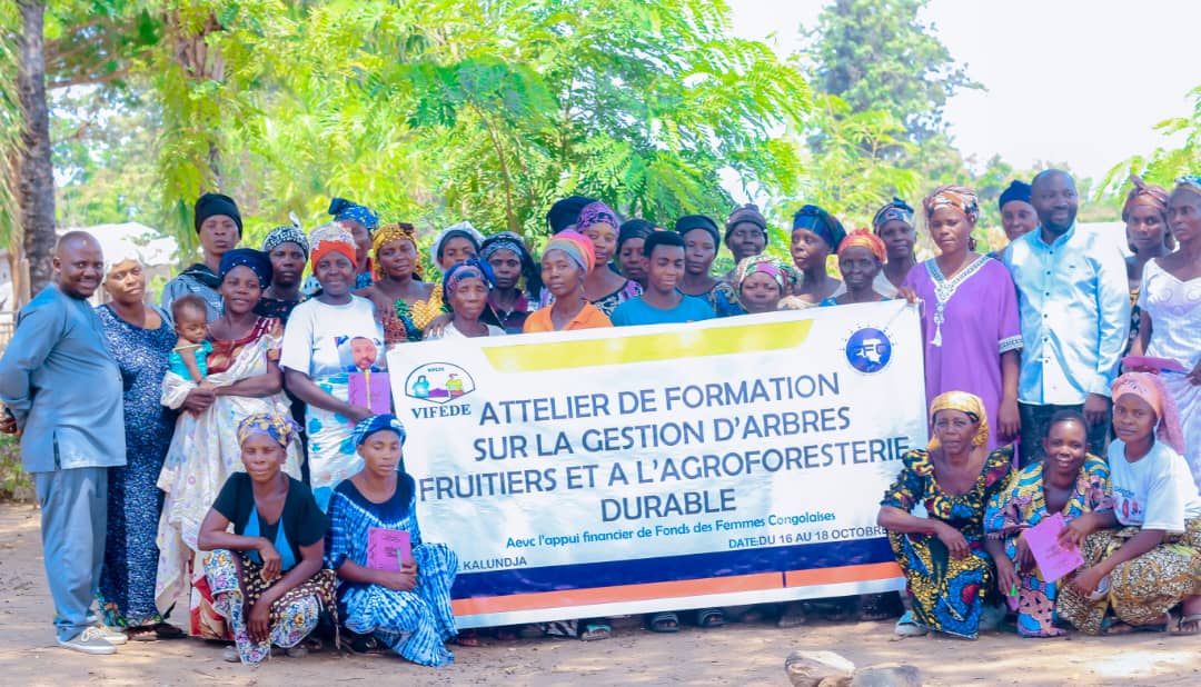 Baraka : 30 femmes formées à la gestion des pépinières et des arbres fruitiers à Kalundja